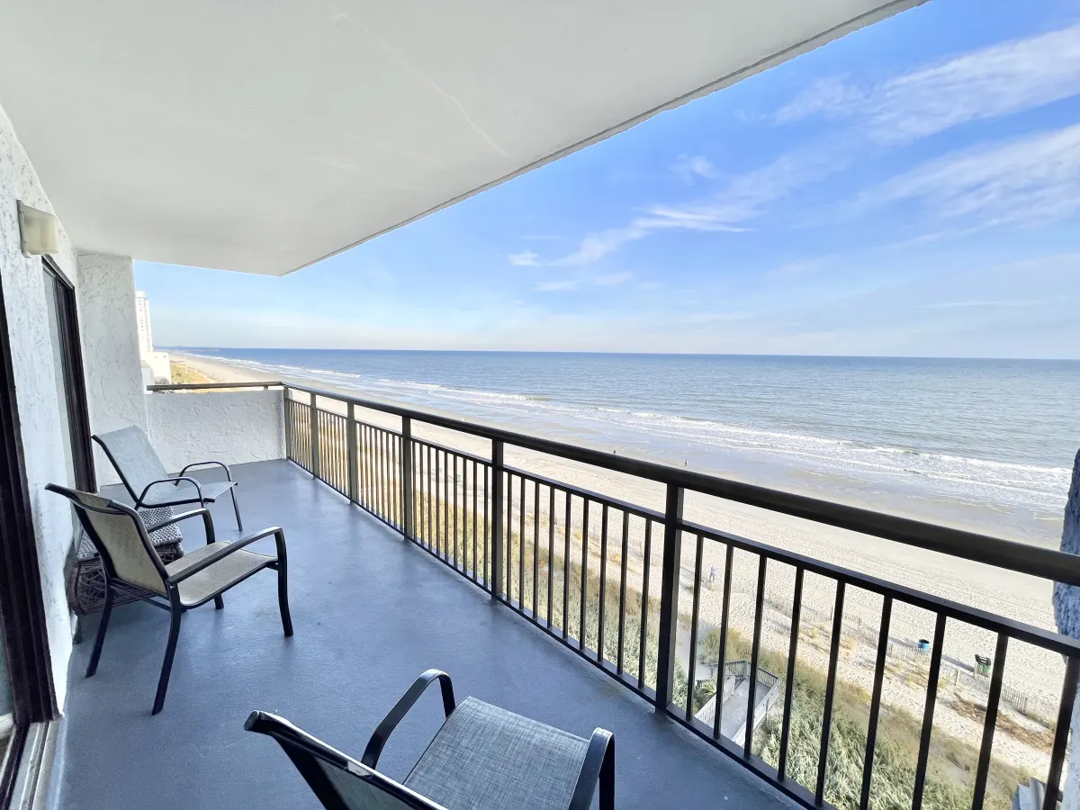 Stunning Oceanfront 2bd /2ba Condo 11703