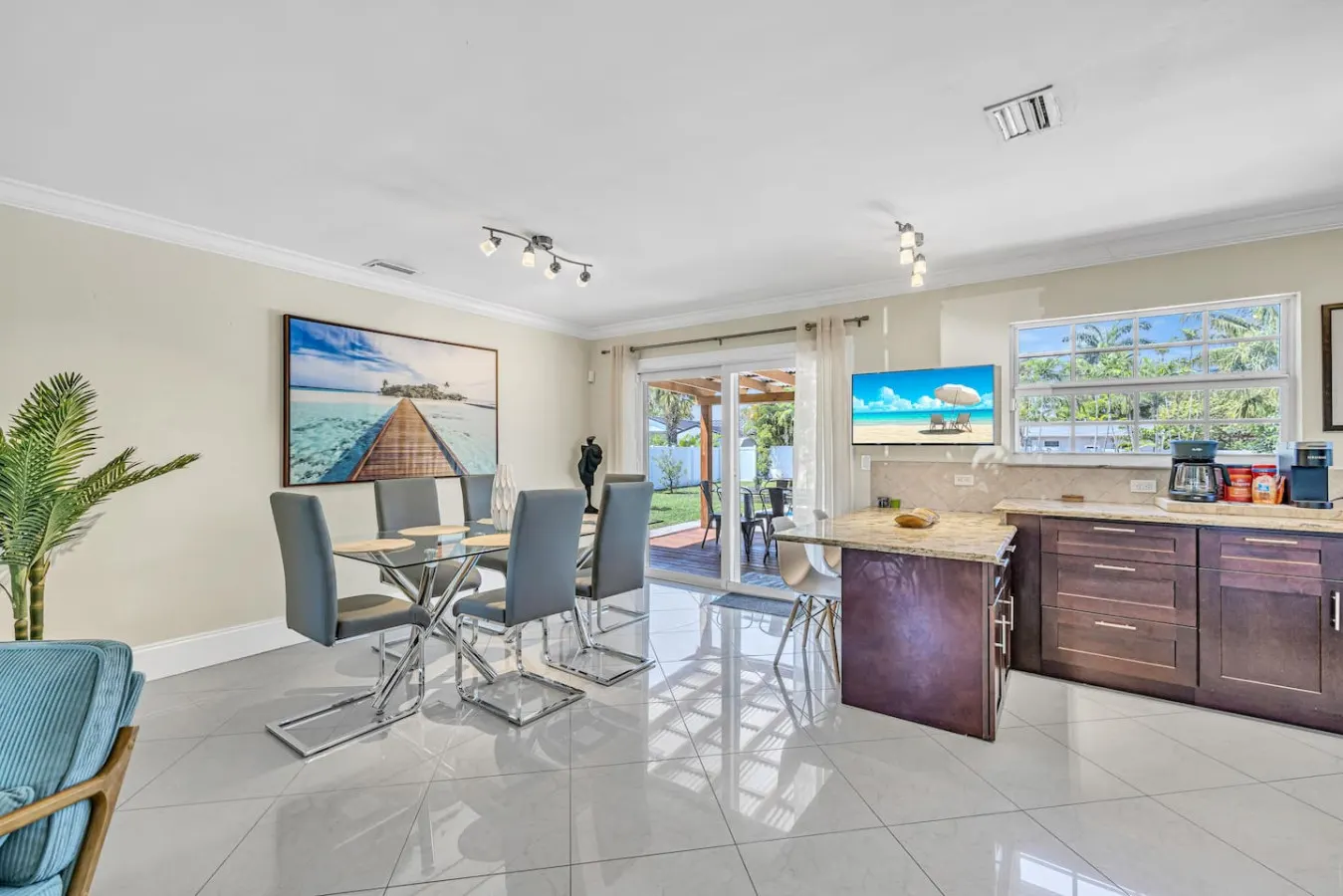 Stunning Tropical Pool House Delray Near The Beach 9