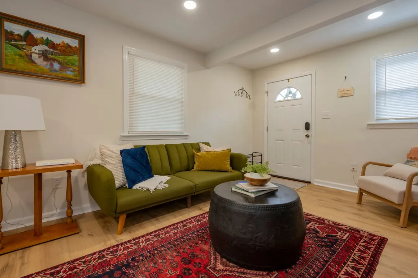 *Whole House* 4-BR Home 2 Kitchens + Free WiFi 3