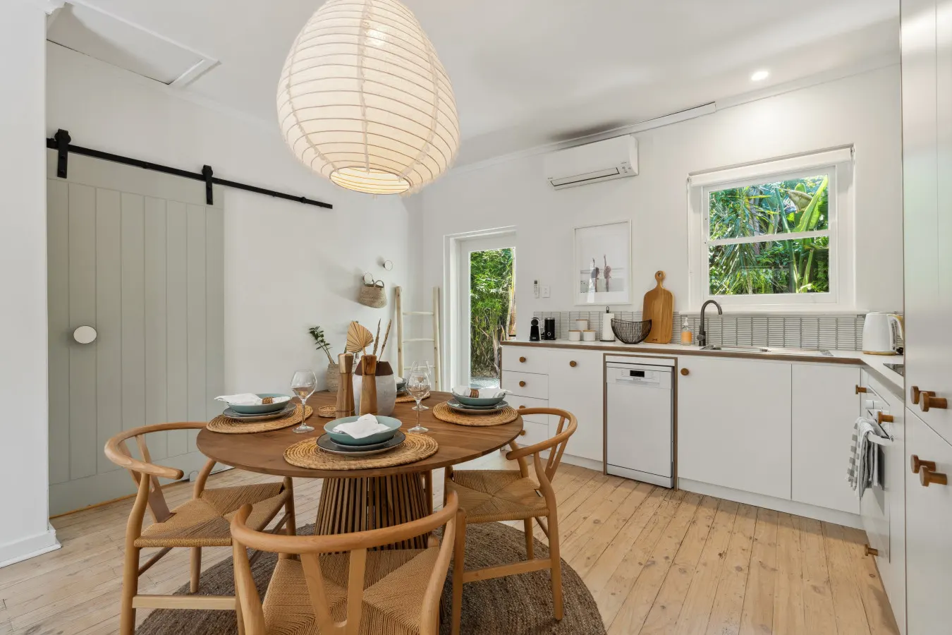 Seed at Arlo's—A Serene Coastal Hideaway 14