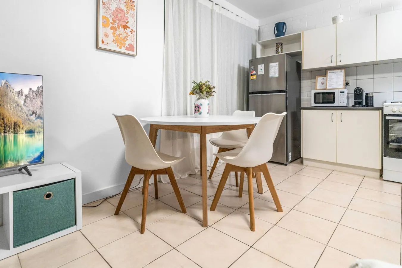 Zen Bamboo: cozy - modern - central 18