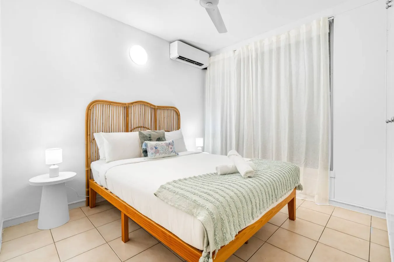 Zen Bamboo: cozy - modern - central 7