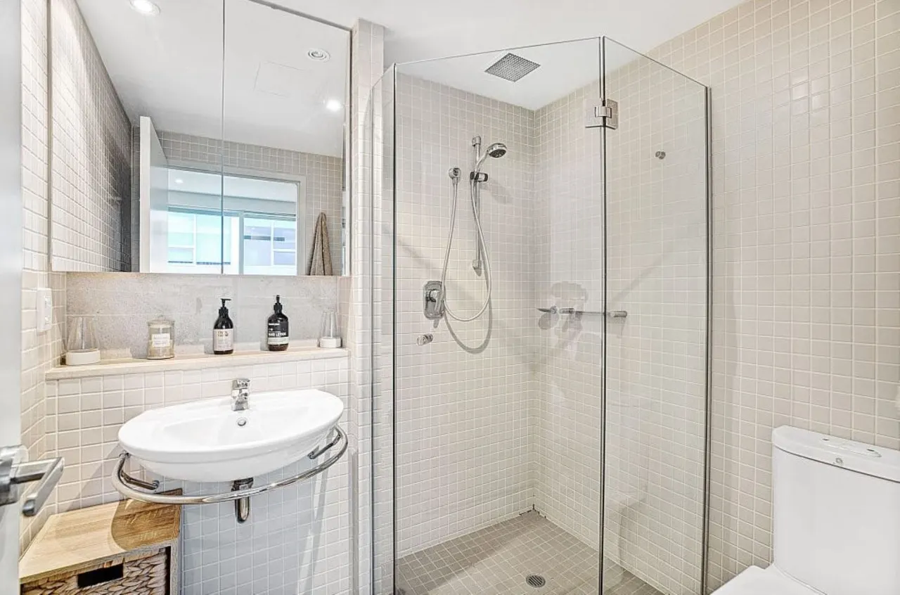 Apartment in Glenelg! 9