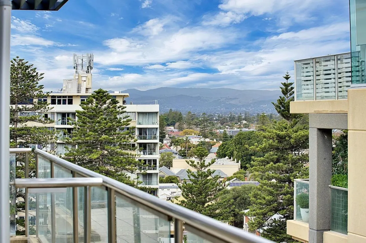 Apartment in Glenelg! 15