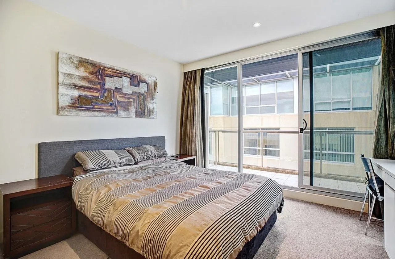 Apartment in Glenelg! 7