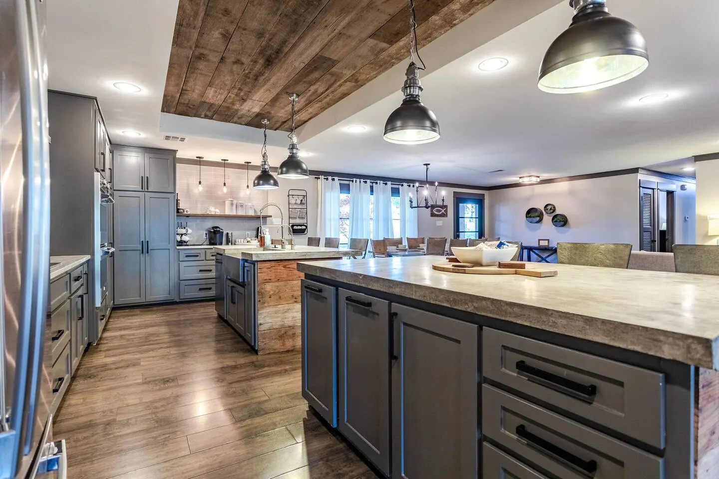 Seen on Fixer Upper: Bachelor Pad w/Two Islands 16