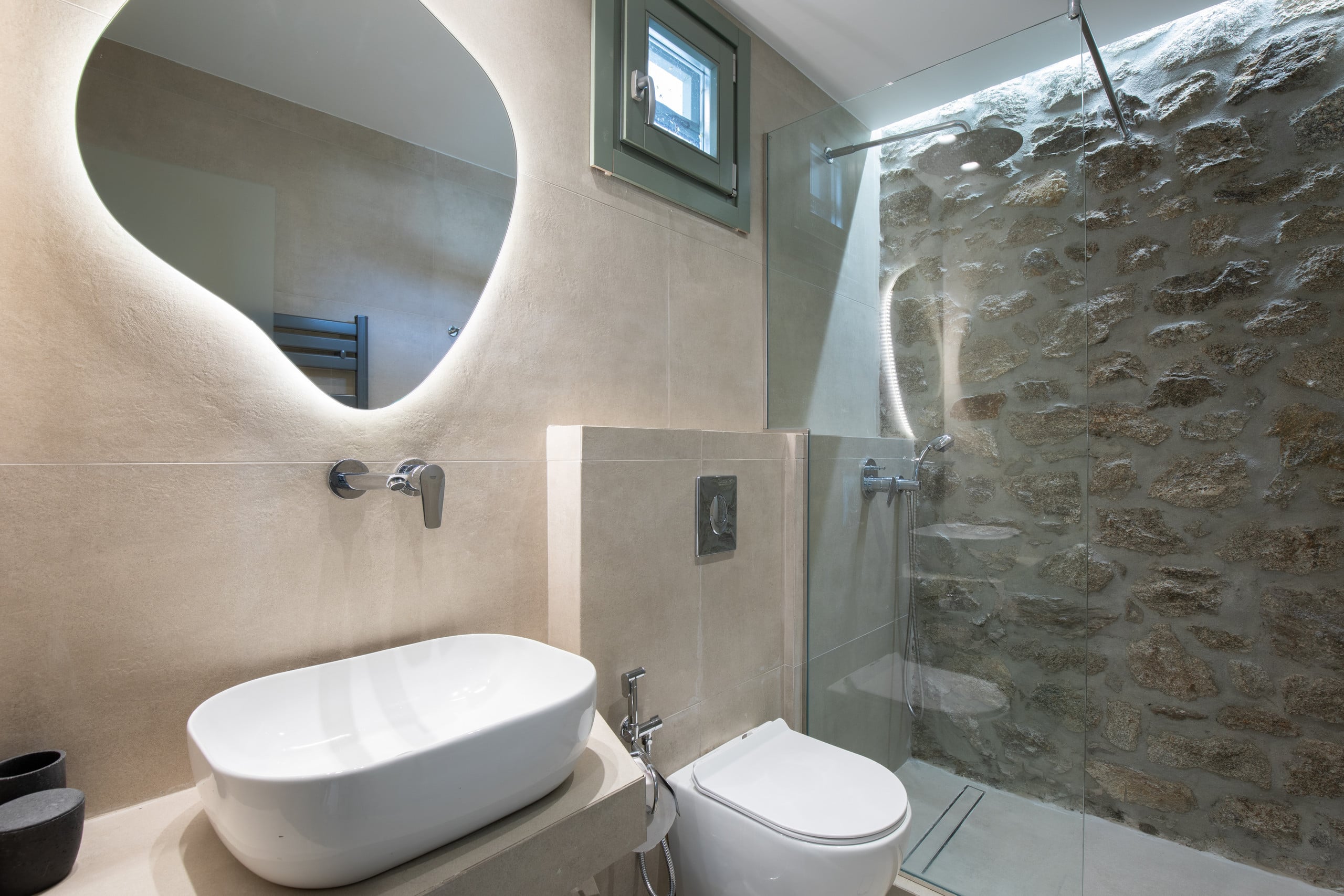 Contejean Villa | Private Jacuzzi & View 14