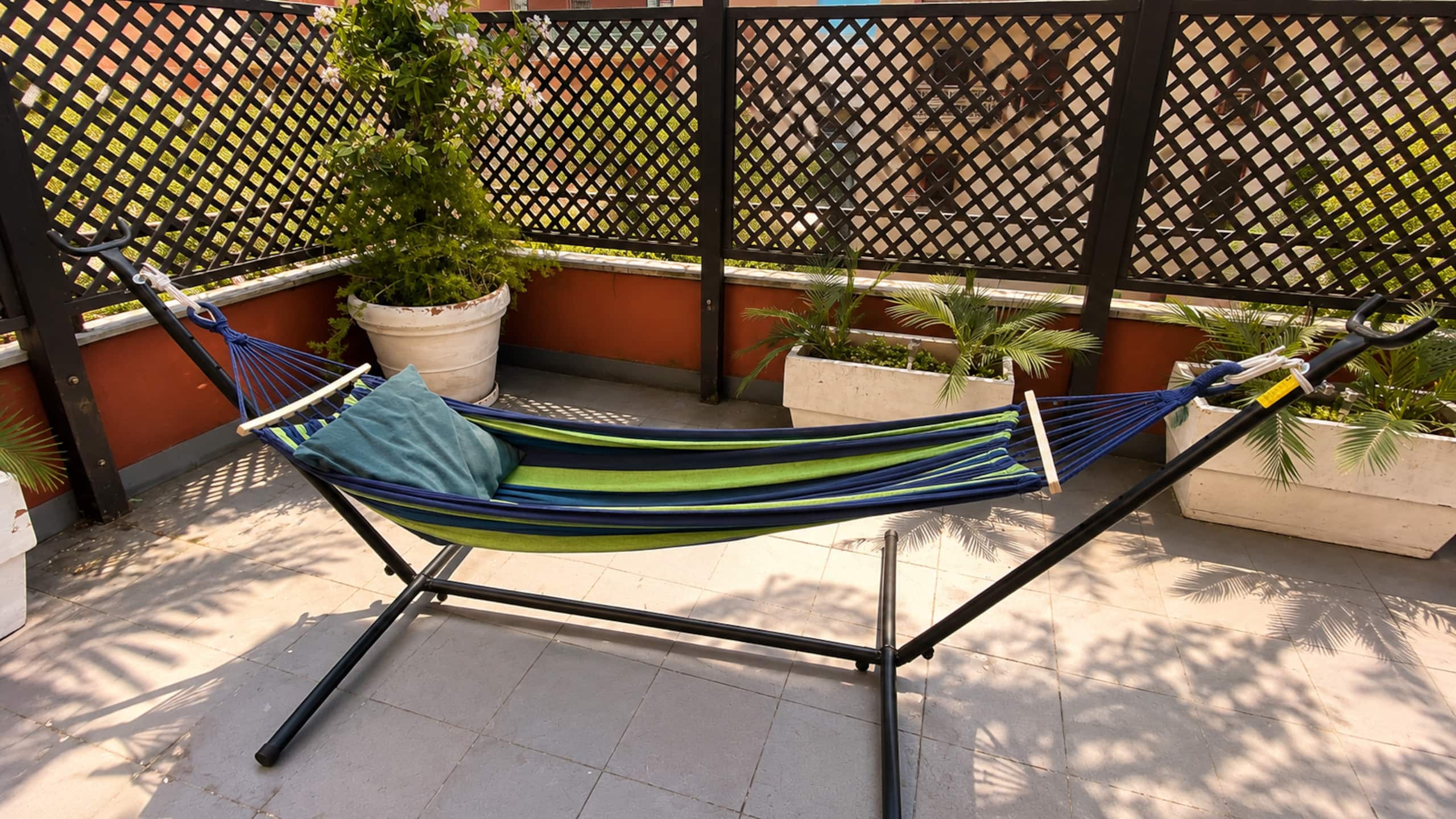 Charming and large family apartment with terrace 34