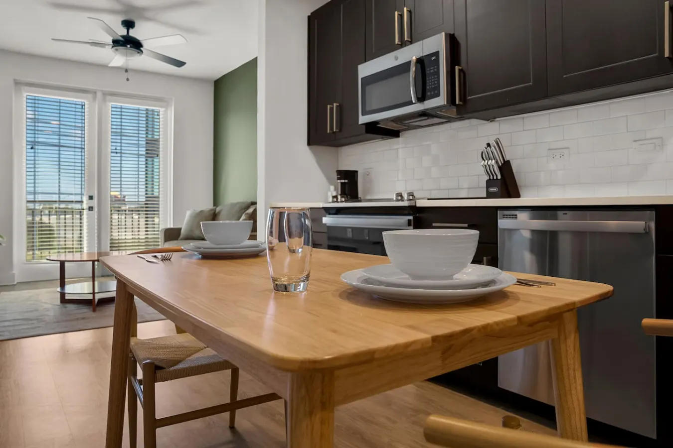 Spectacular 1-Bedroom | Walk to Raymond James! — photo 2