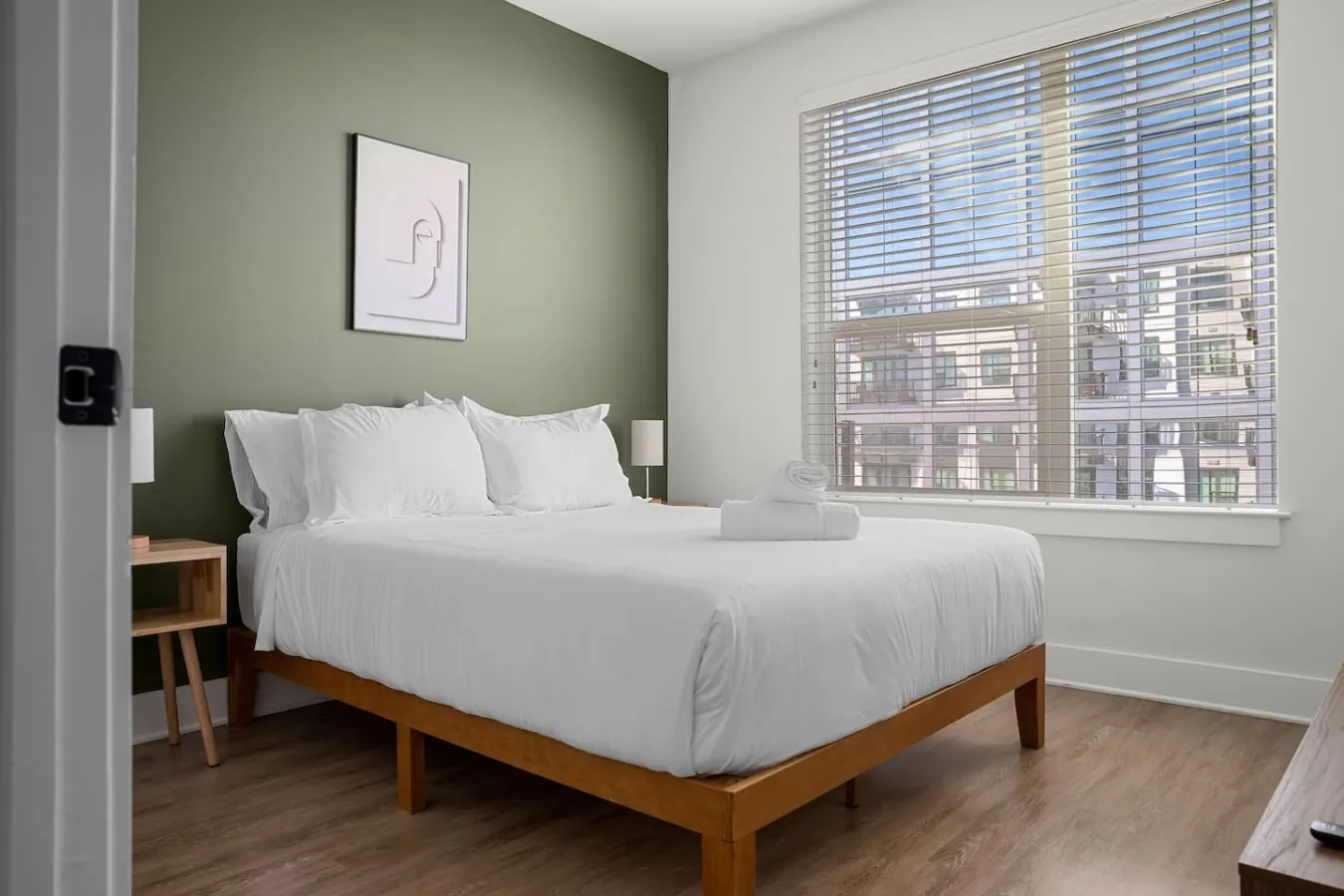 Spectacular 1-Bedroom Walk to Raymond James! 6