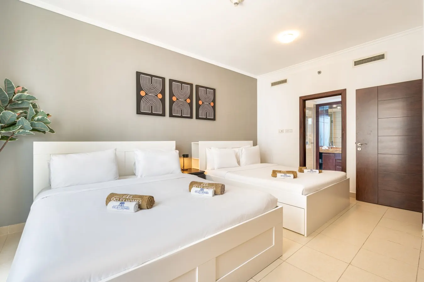 Premium Home with Panoramic Burj Khalifa Views 18