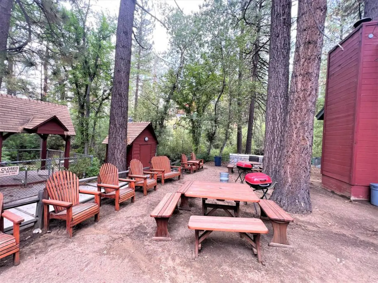 Quaint, Charming Cabin Near all Ski Resorts - Cabin #12 5