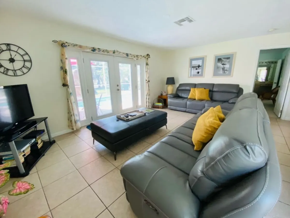 Charming 4-Bedroom Home Near Disney with Private Pool – Perfect Family Getaway! 11