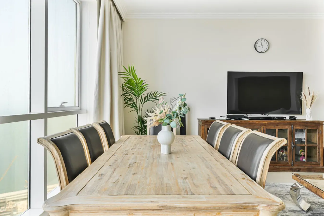 4BR Seafront Retreat w/ Private Beach Access 18