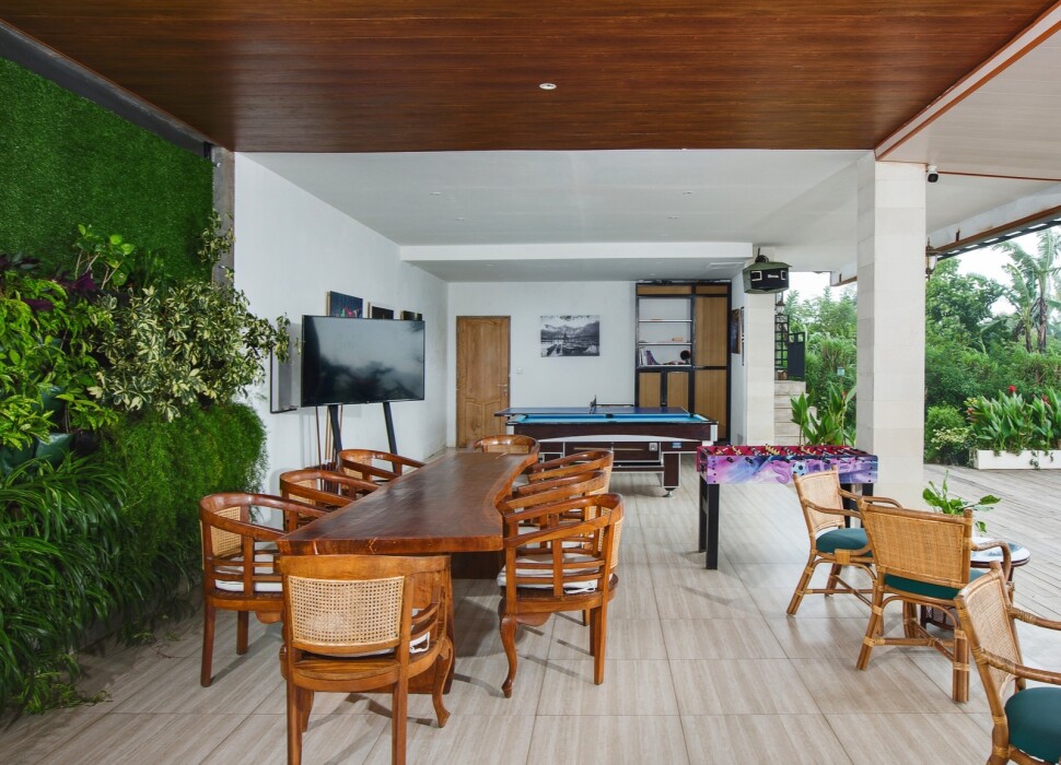 Giriwood Hotel & Villa 12