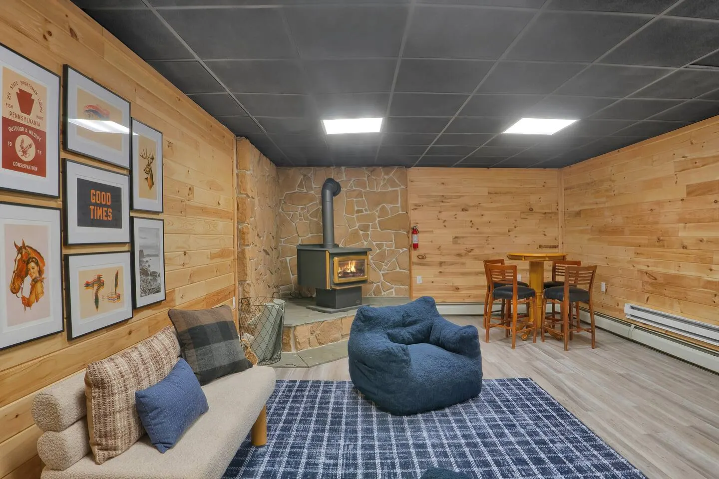 NEW! HomeTheater-HotTub-GameRoom-FirePit-BBQGrill — photo 3