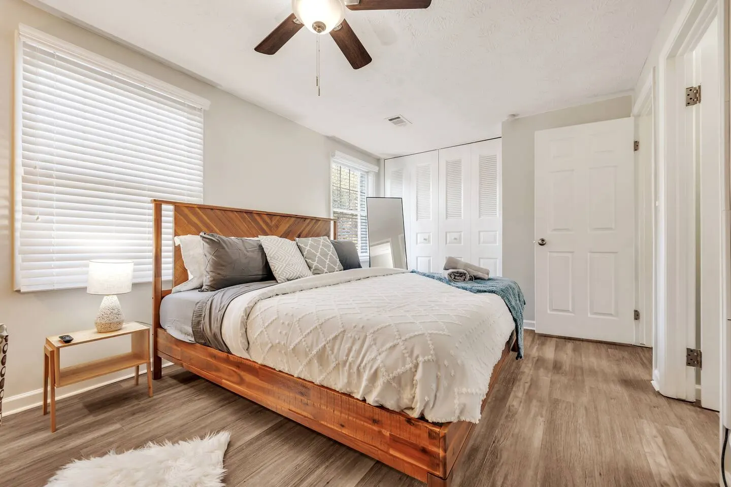 Sandy Springs Townhome Near River & Dining 19