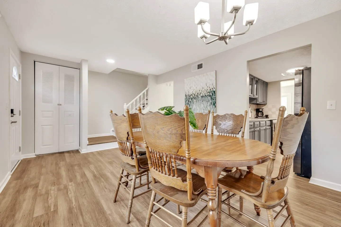 Sandy Springs Townhome Near River & Dining 7