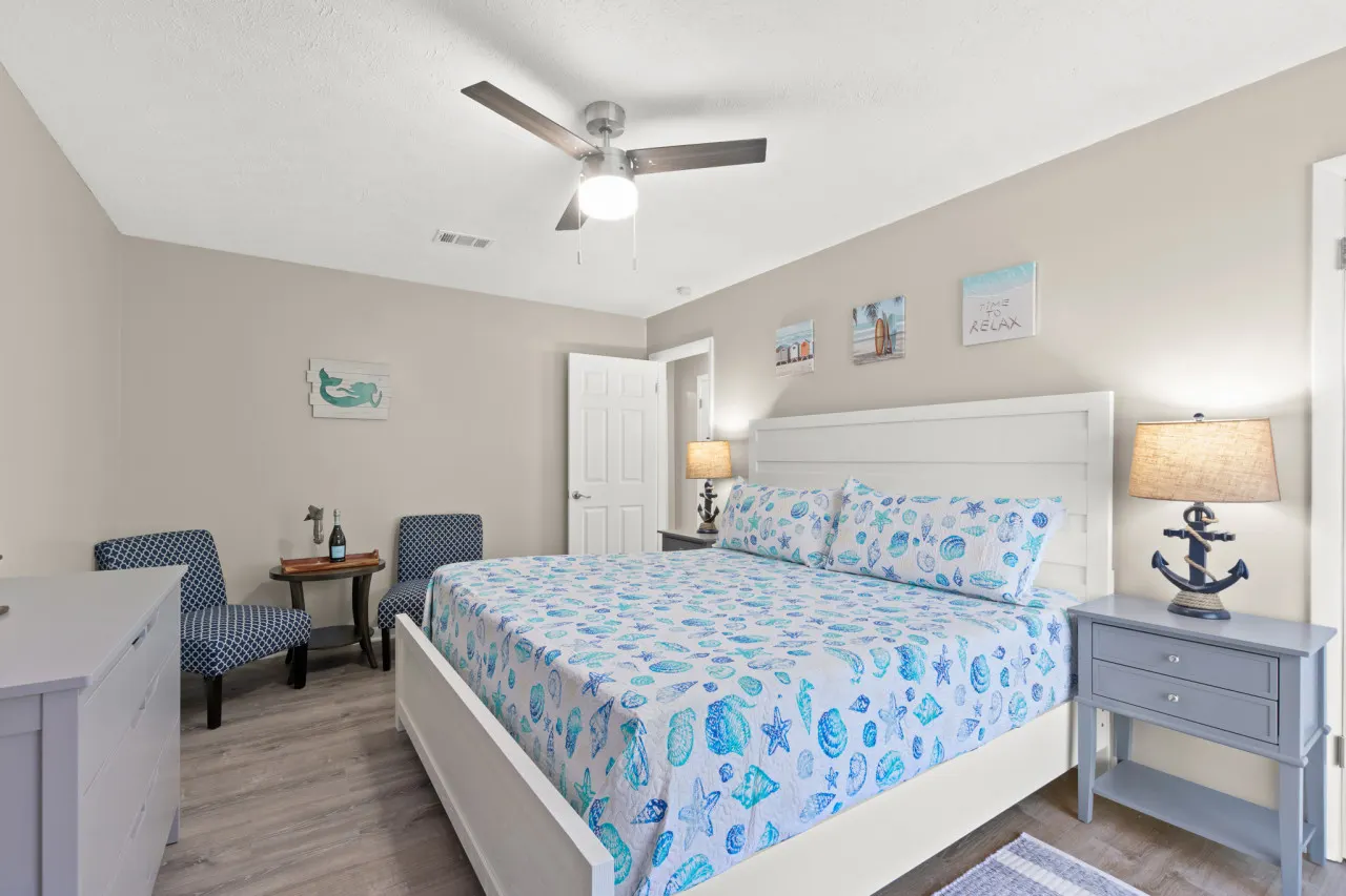 Absolute Beach ~ Walk to Sand, Private Yard & Pup-Friendly Stay 4