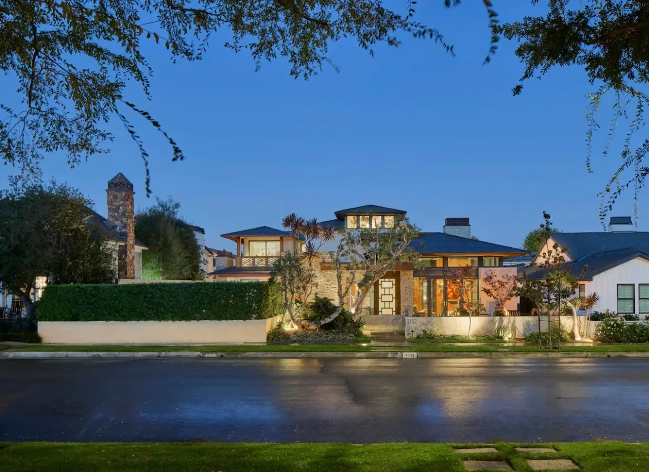 Park Estate - All In One Luxury Beach Vacation — photo 2