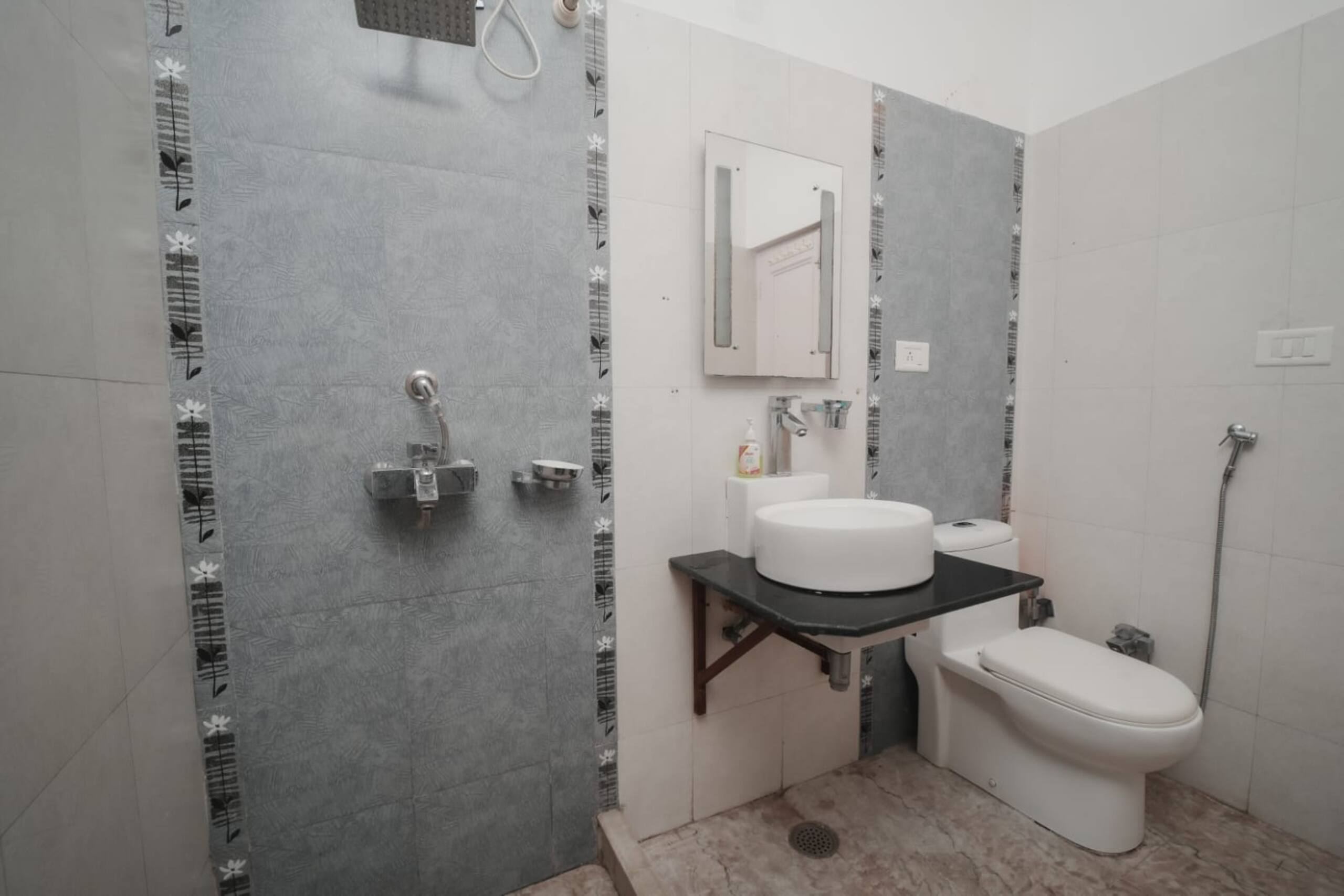 The White Pearl Meadows 12