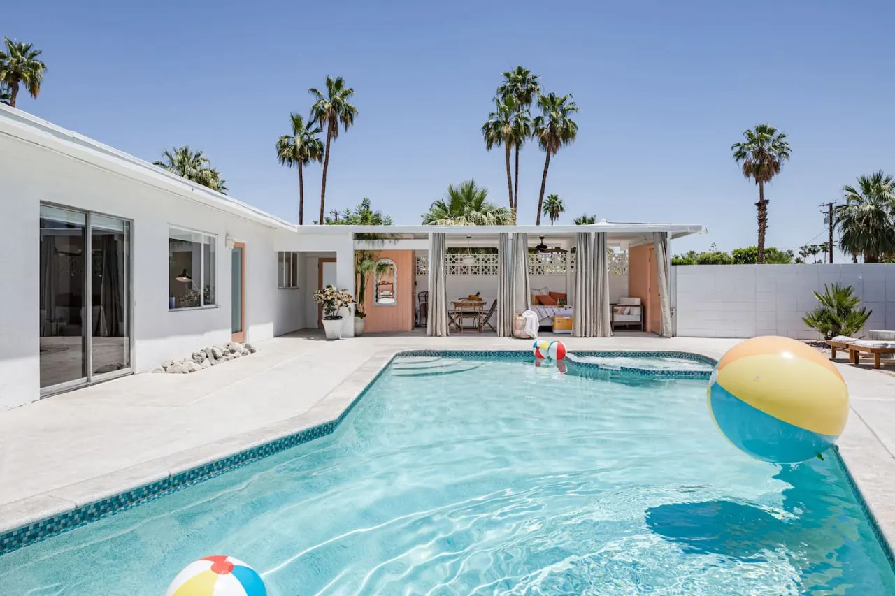 Three Palms: Palm Springs, CA