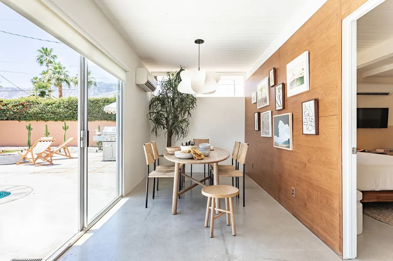 Three Palms: Palm Springs, CA 4