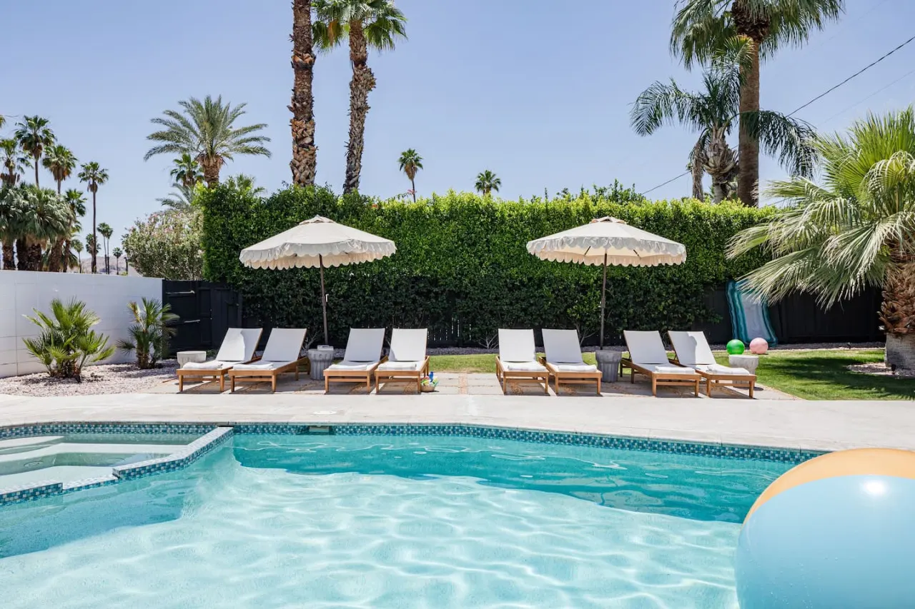 Three Palms: Palm Springs, CA 5