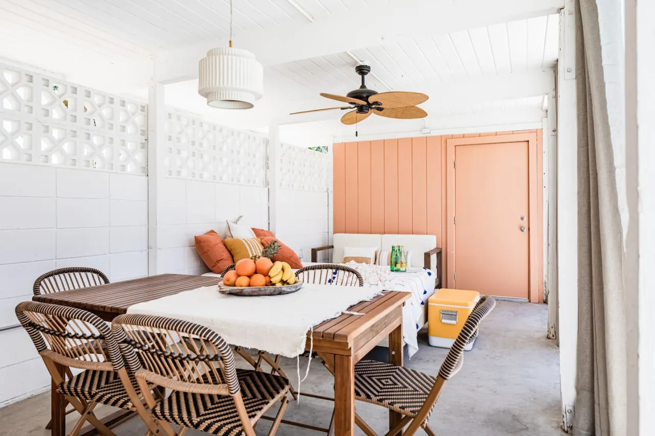 Three Palms: Palm Springs, CA 8