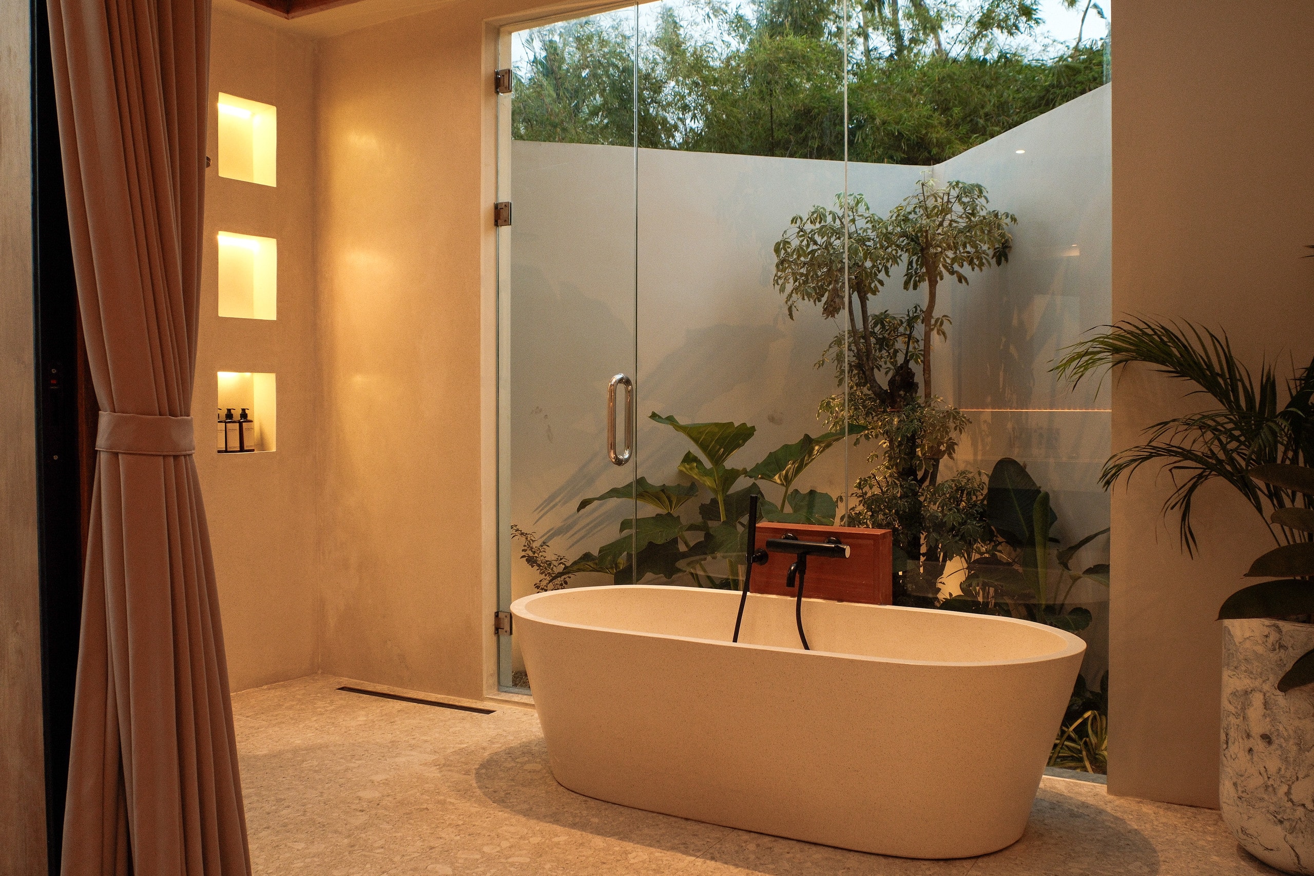 Panoramic View Villa with Private Pool in Ubud 17
