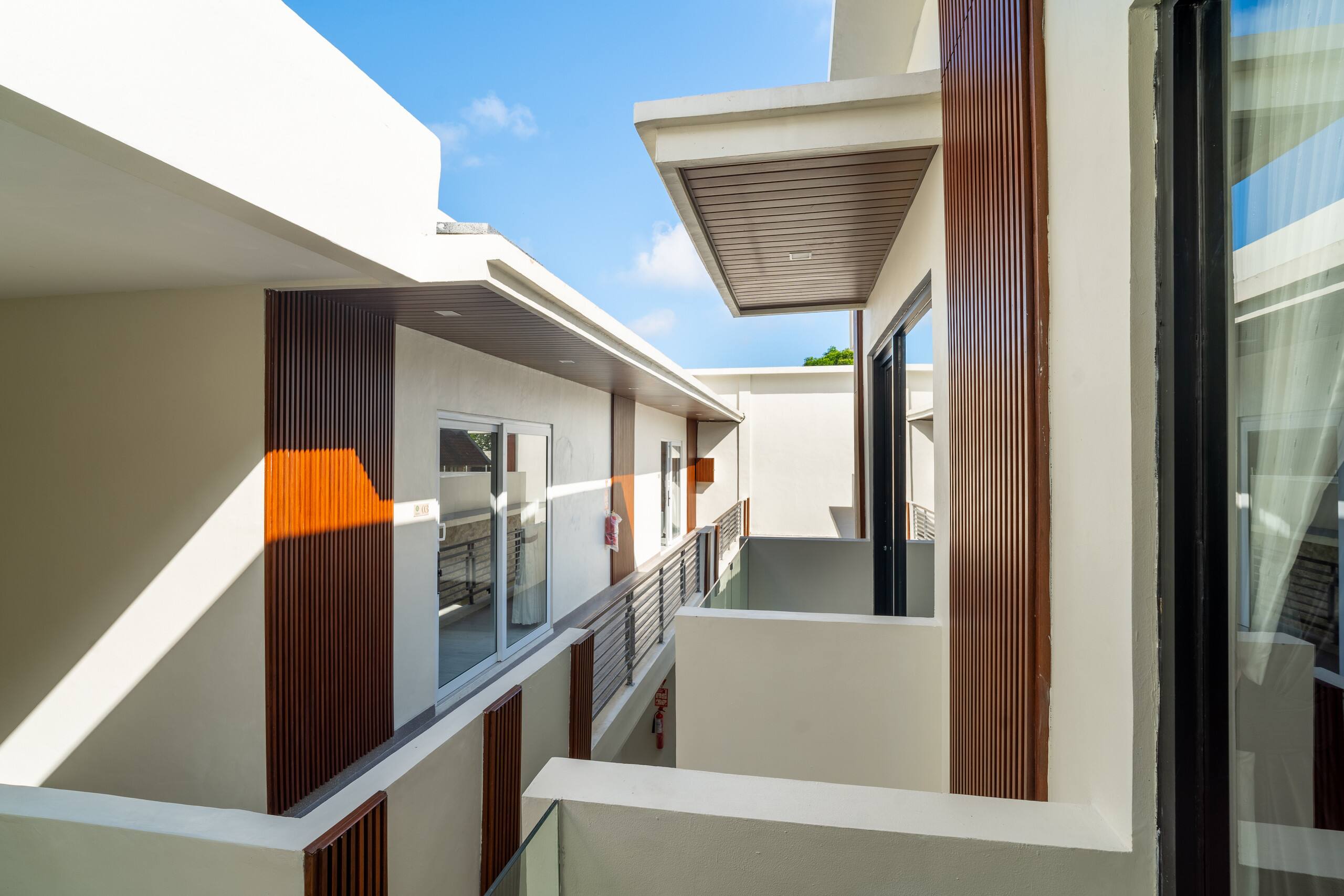 Charming 1-Bedroom Apartment in Central Seminyak — photo 3
