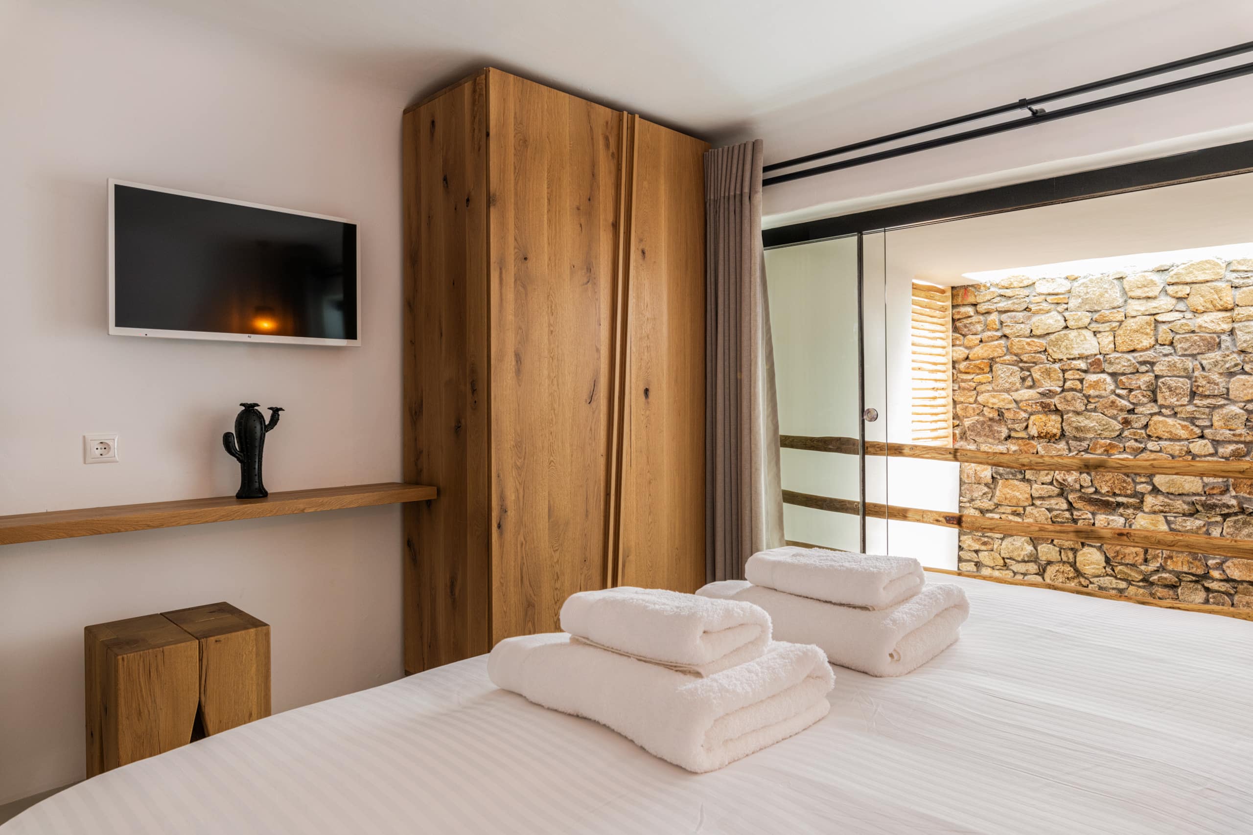 Obsession 3-Bedroom SeaView Maisonette Indoor Pool 9