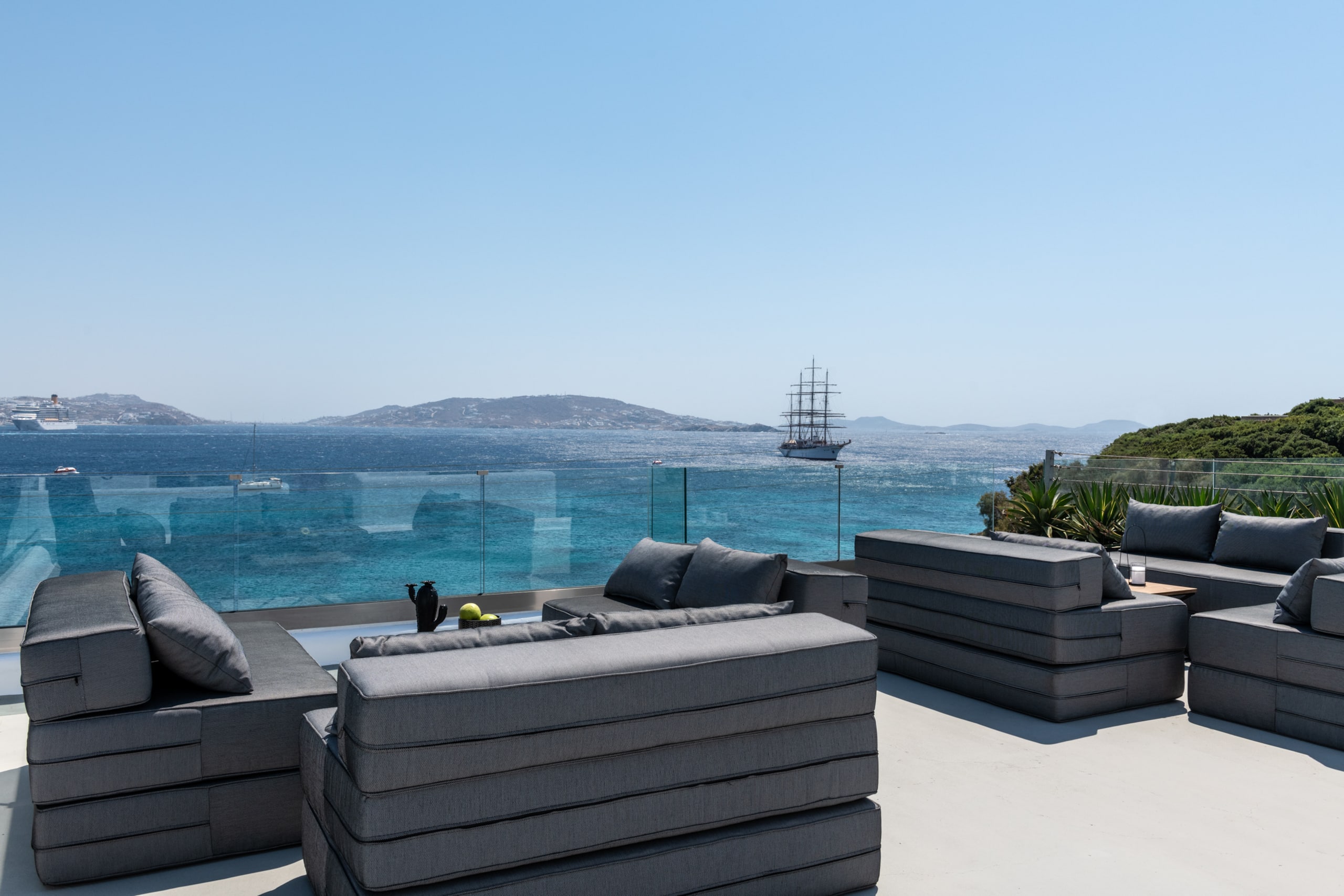 Obsession 3-Bedroom SeaView Maisonette Indoor Pool 24