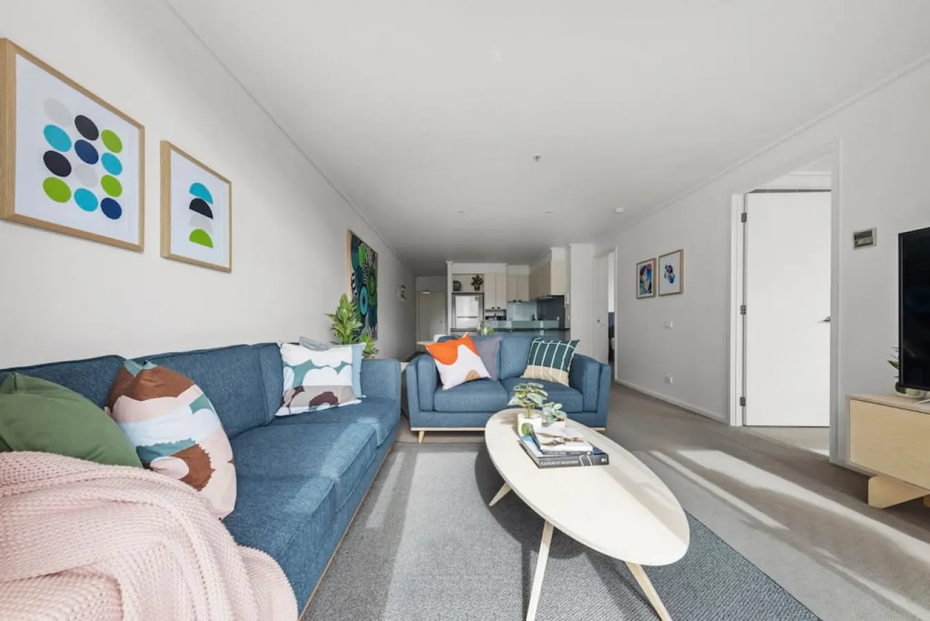 Arli: 3 Bed, 2 Bath Apartment — photo 4