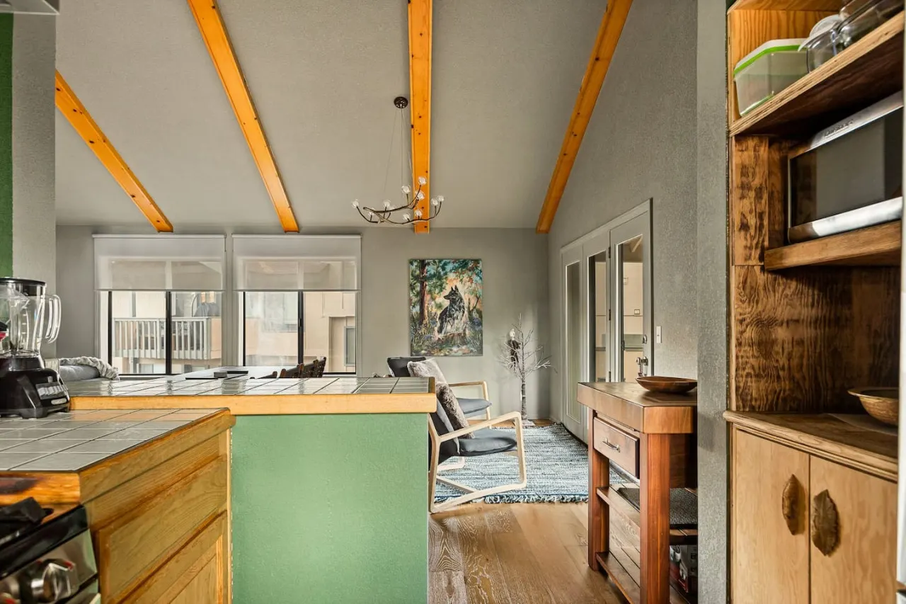 Romero House + Moonridge 2BR Ski Oasis + Prime Location 9