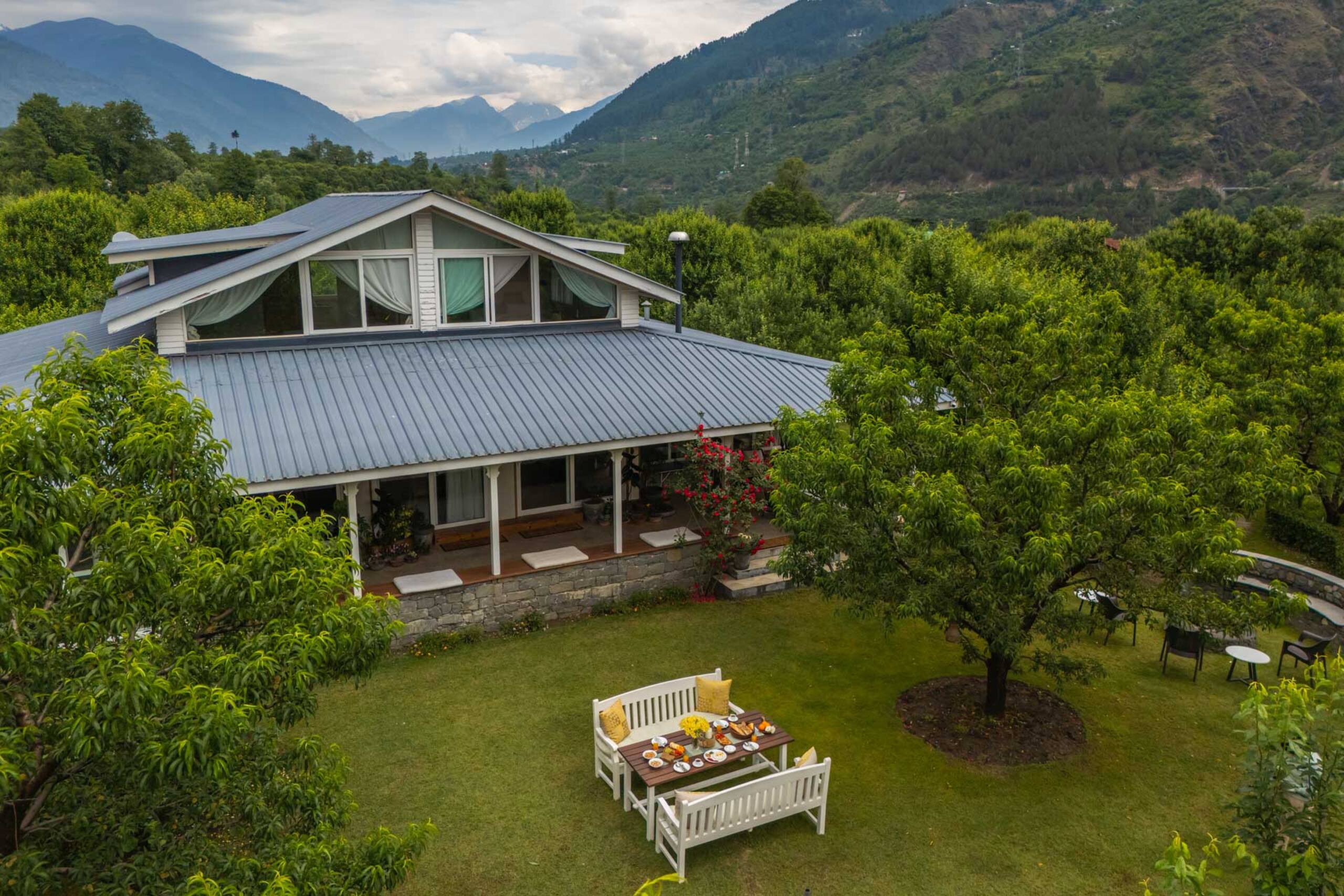 4BR Mayflower Aramgarh BBQ & Orchard Nr Beas River 33