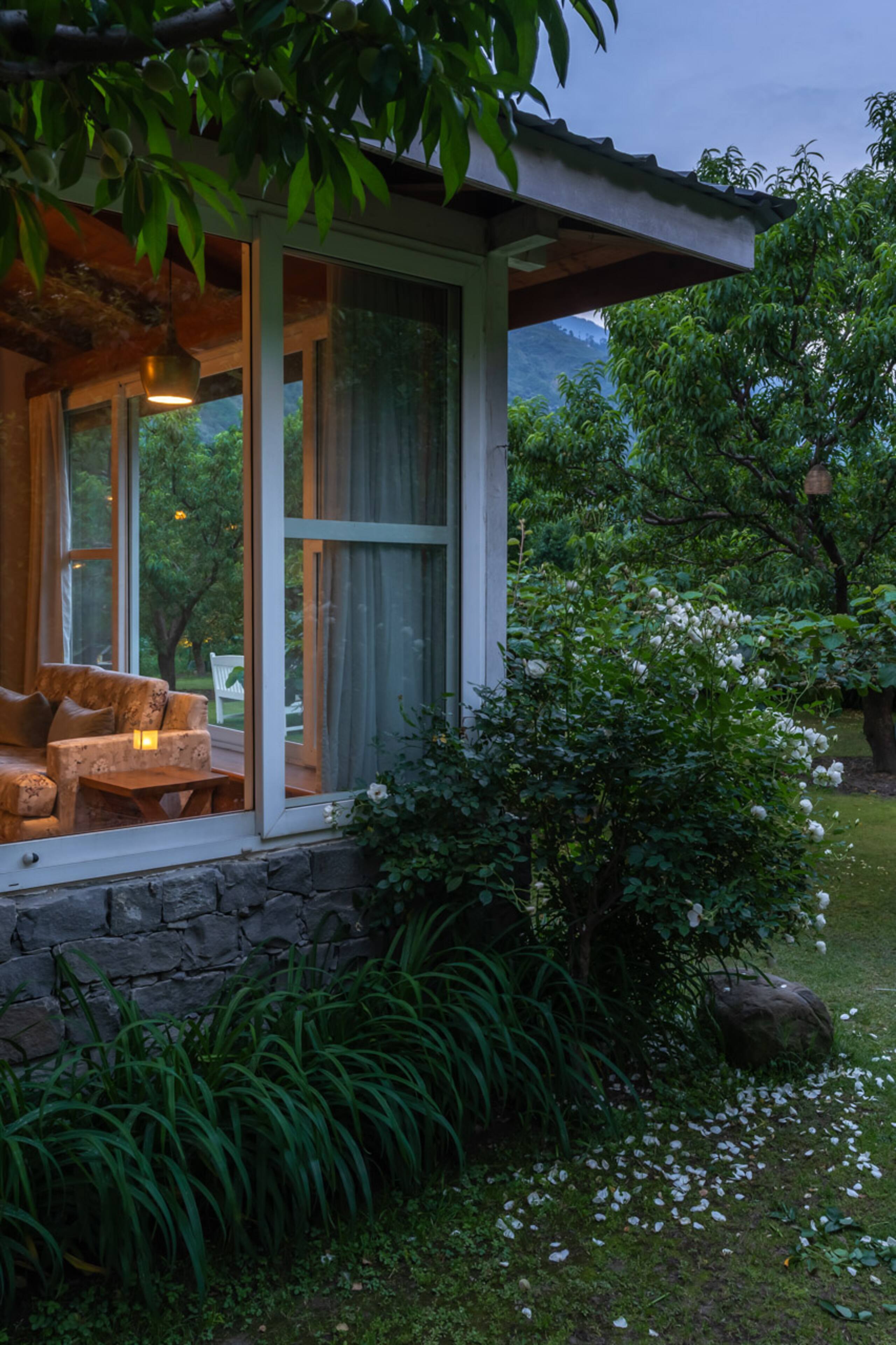 4BR Mayflower Aramgarh BBQ & Orchard Nr Beas River 6