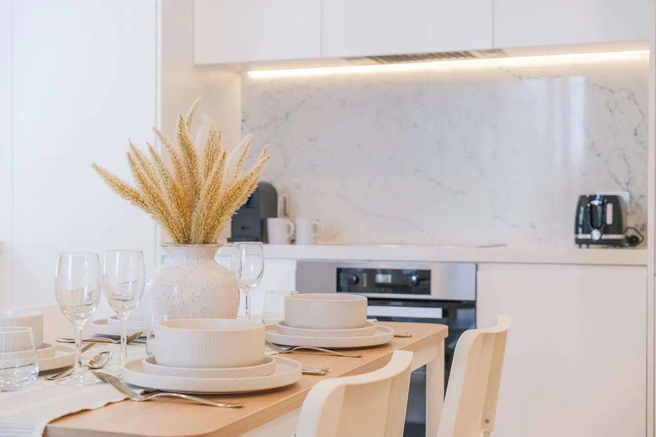 Harbour Lifestyle Modern 1BR in Prime Spot 11