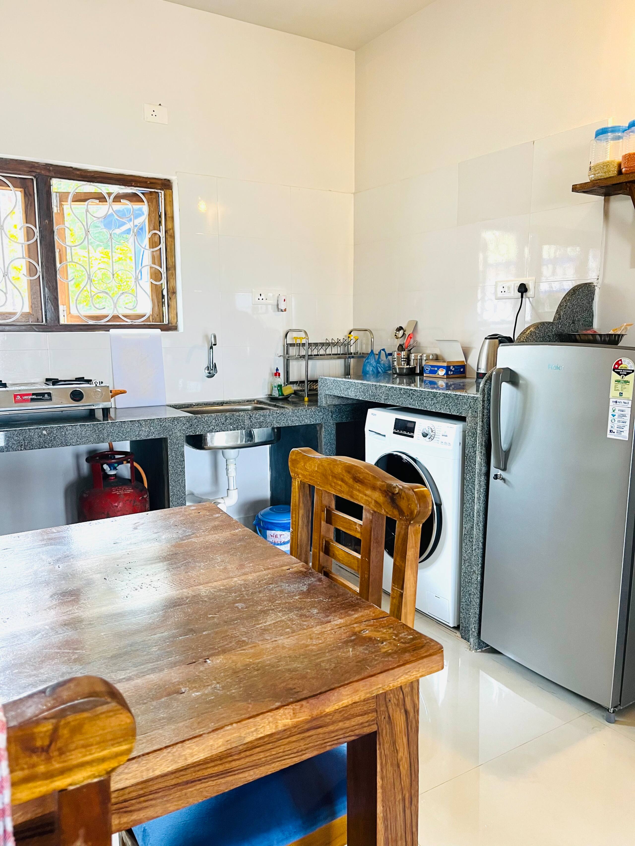 Neena Riverhouse, Talpona 15