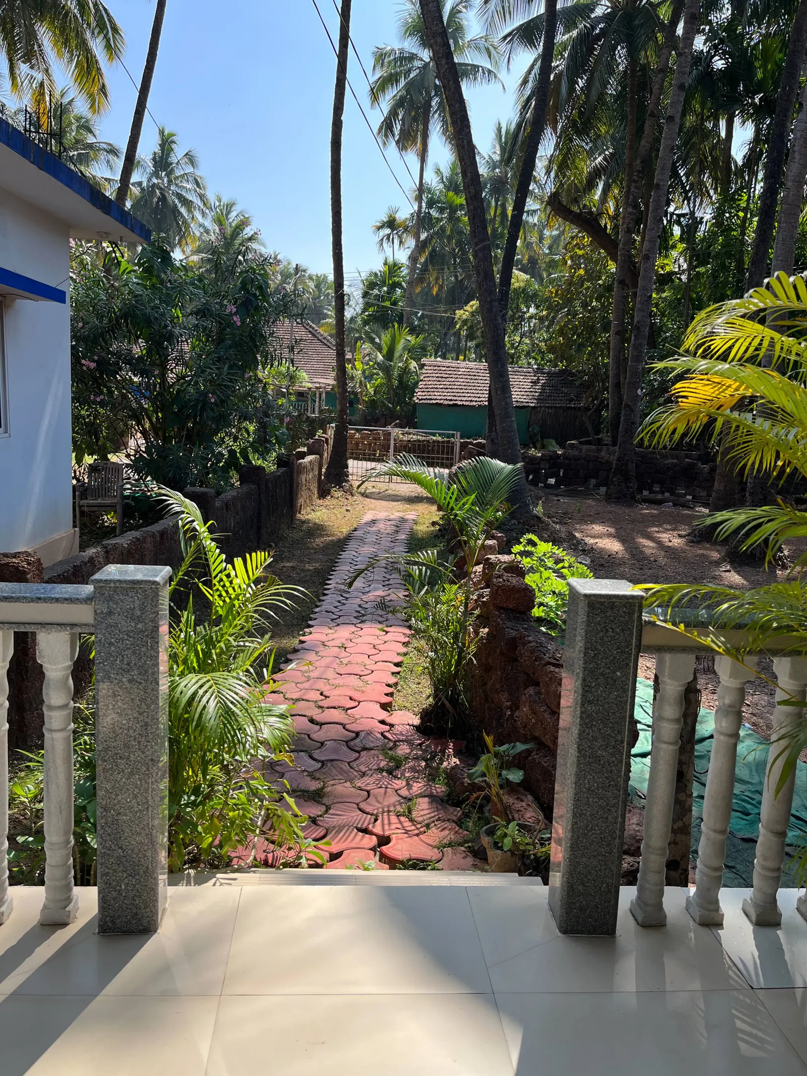 Neena Riverhouse, Talpona 34