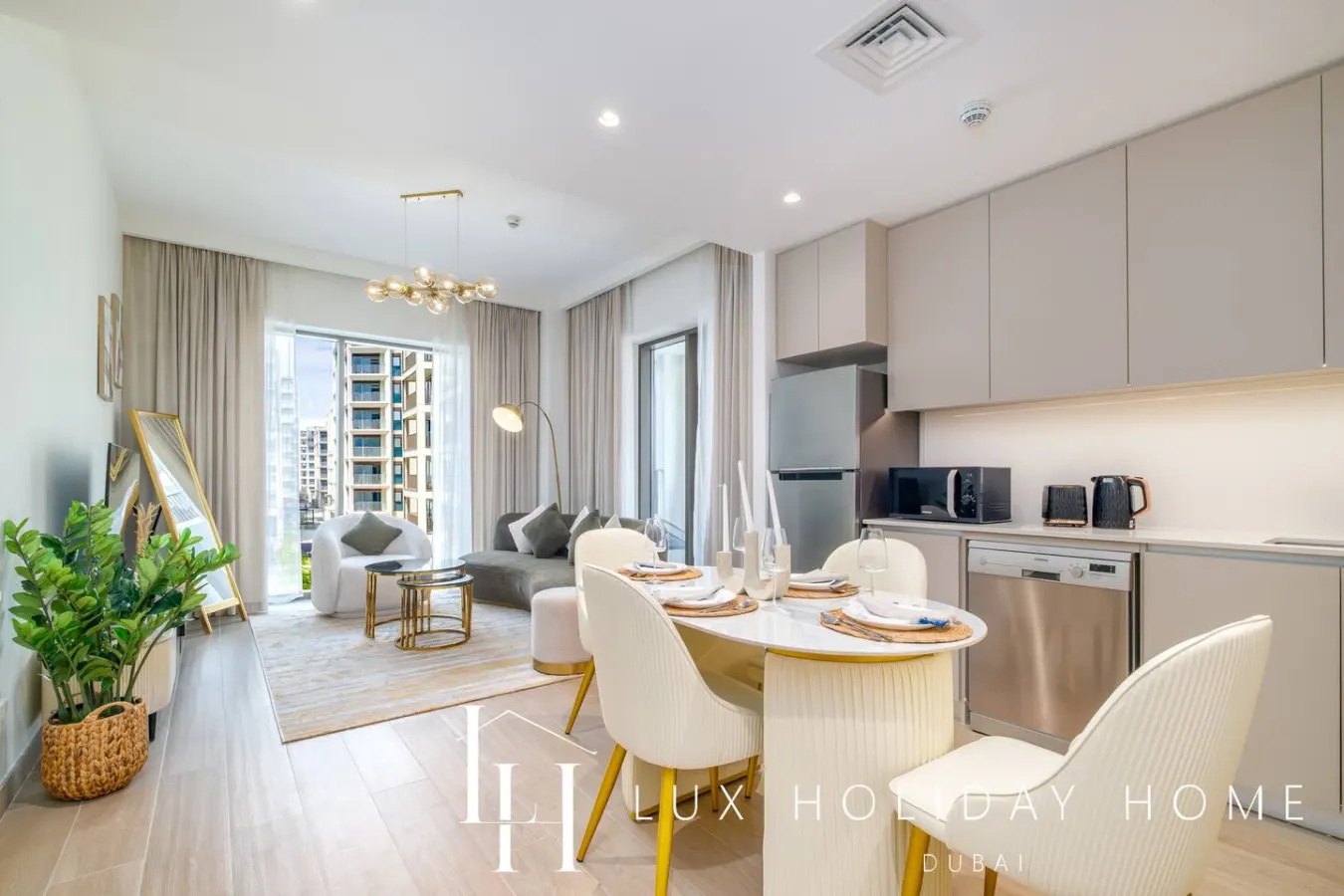 LUX The Dubai Creek Beach Suite 2 1