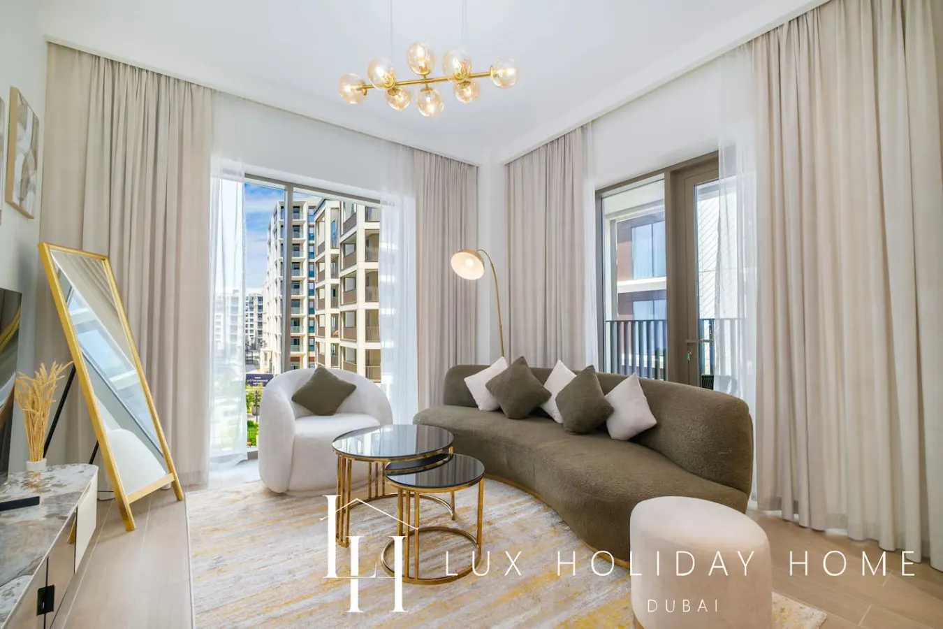 LUX The Dubai Creek Beach Suite 2 2
