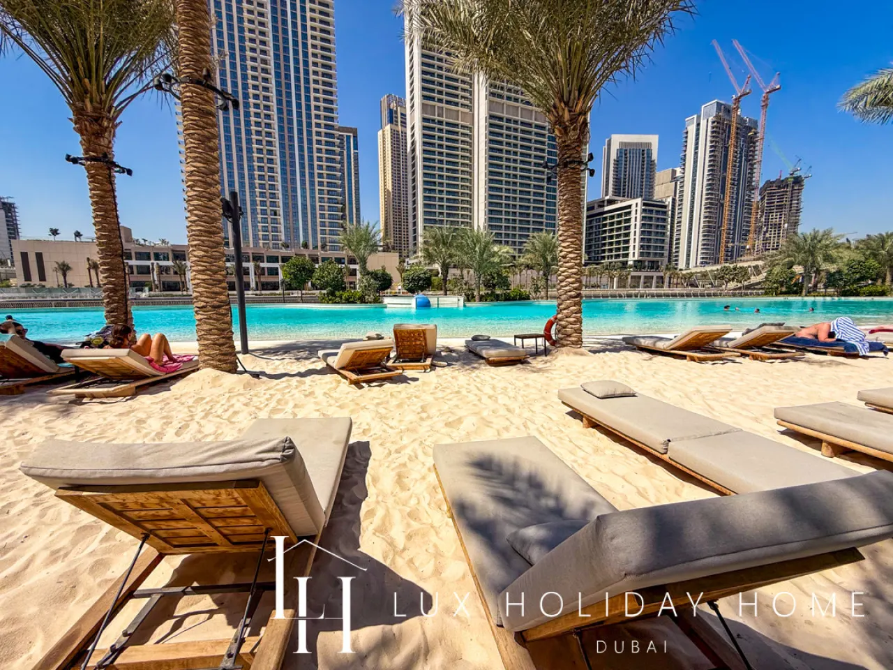 LUX The Dubai Creek Beach Suite 2 3
