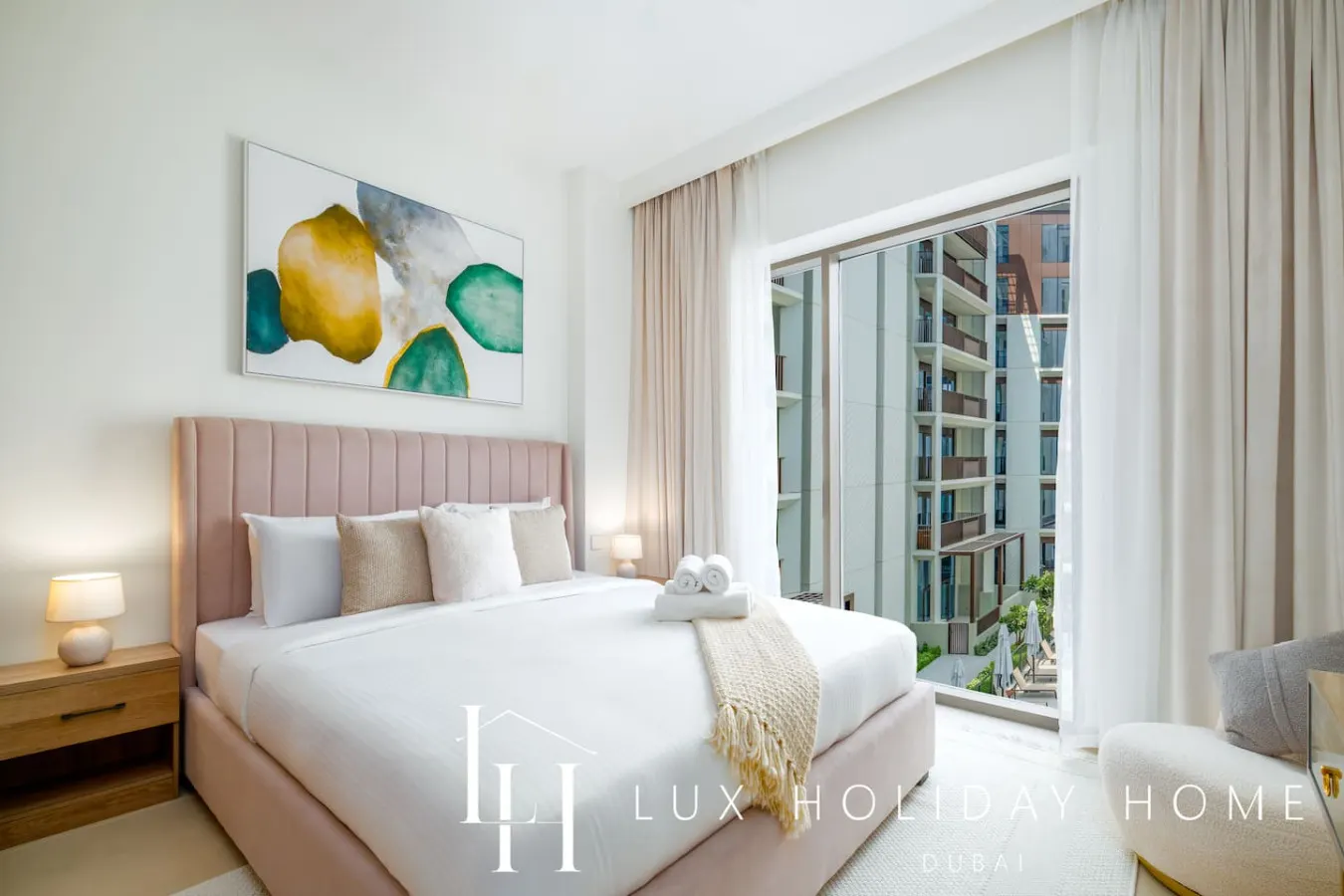 LUX The Dubai Creek Beach Suite 2 5