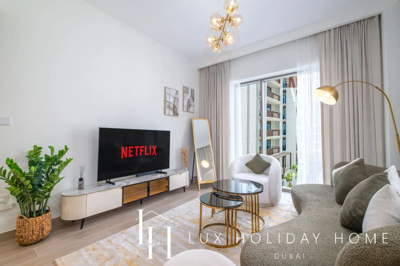 LUX The Dubai Creek Beach Suite 2 6