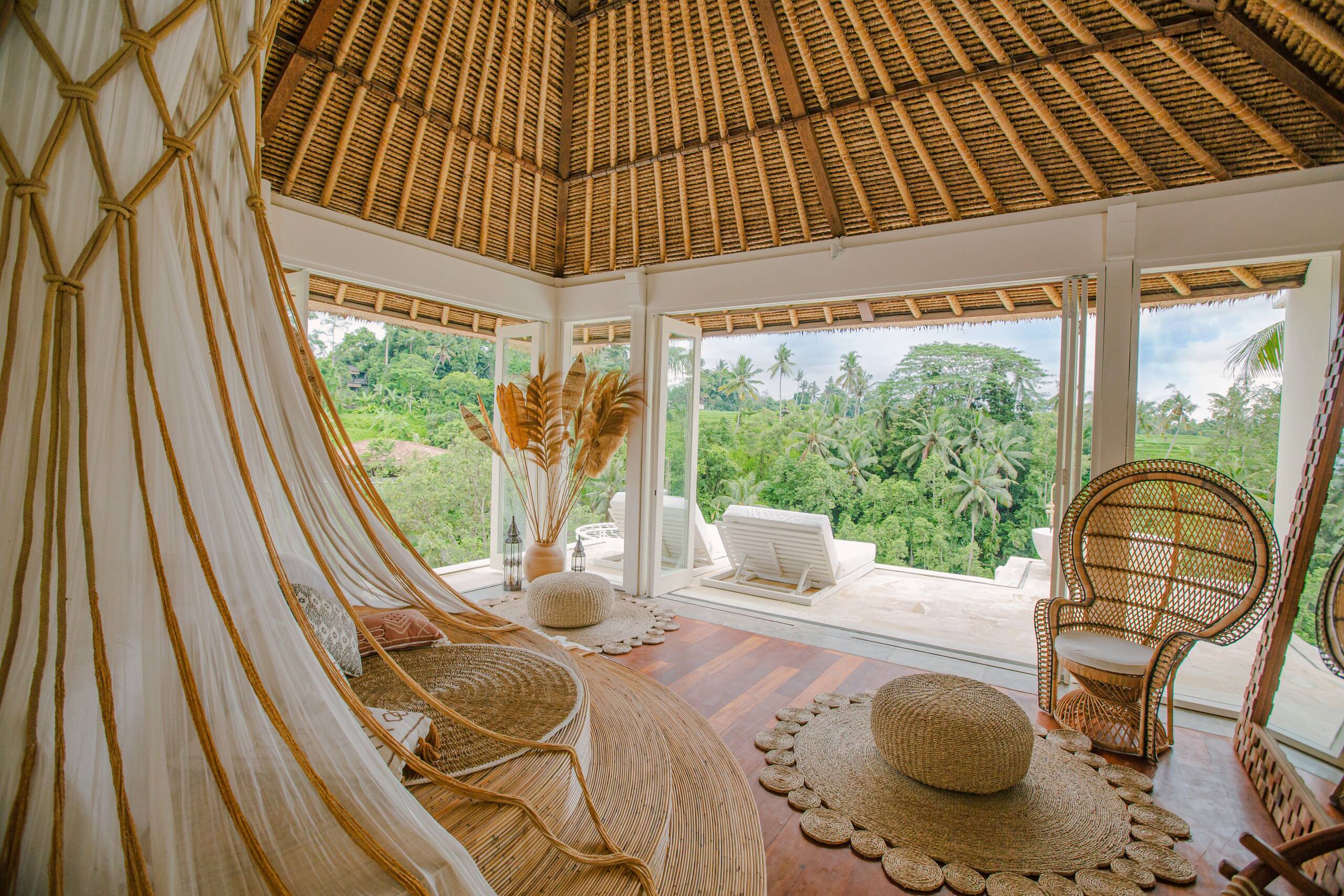 Ultra Lux Viral Jungle Views @ VillaCellaBella