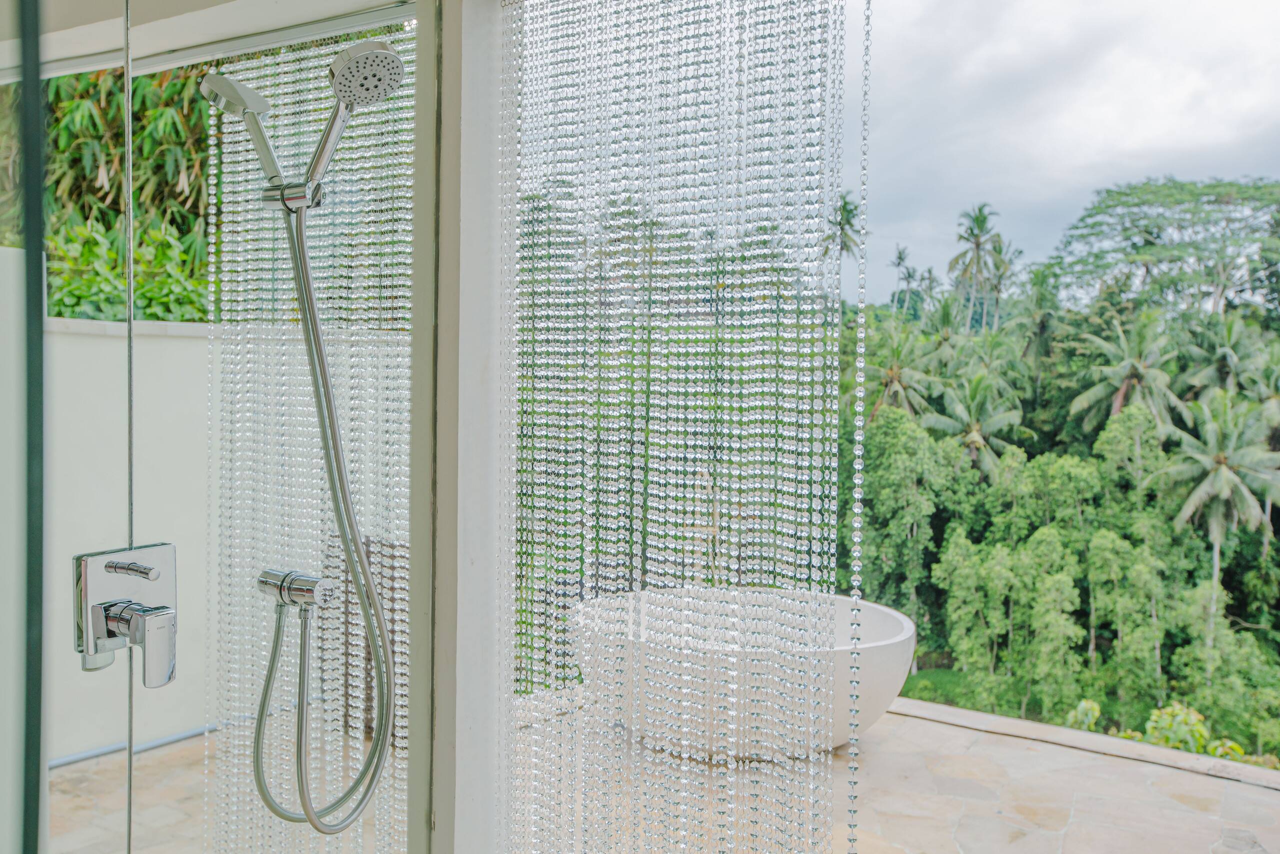 Ultra Lux Viral Jungle Views @ VillaCellaBella 8