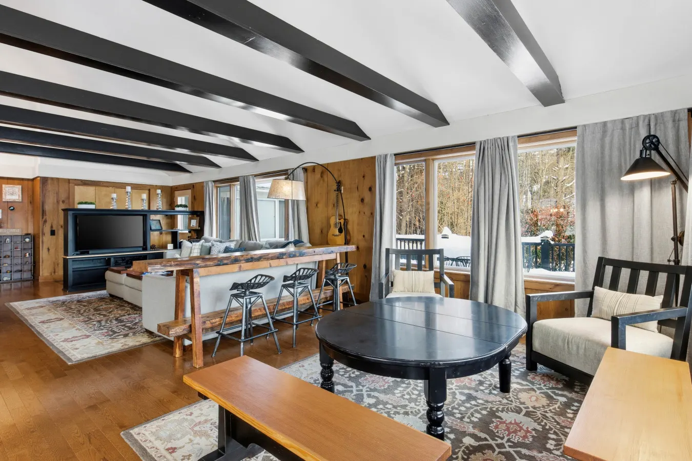 Unbeatable Location-Walk to Ski-HotTub-DogFriendly 11