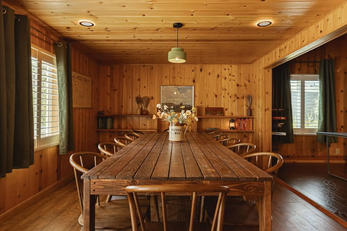 Lakeside Lodge - Deck Views, Golf, Basketball, Spa 6