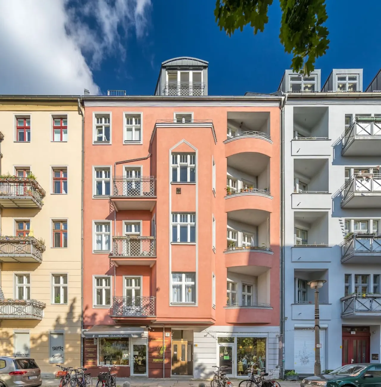 Bright Penthouse with Roof Terrace 15